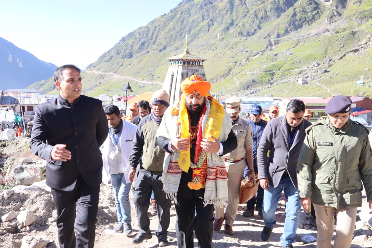 Governor Gurmit Singh visits Kedarnath