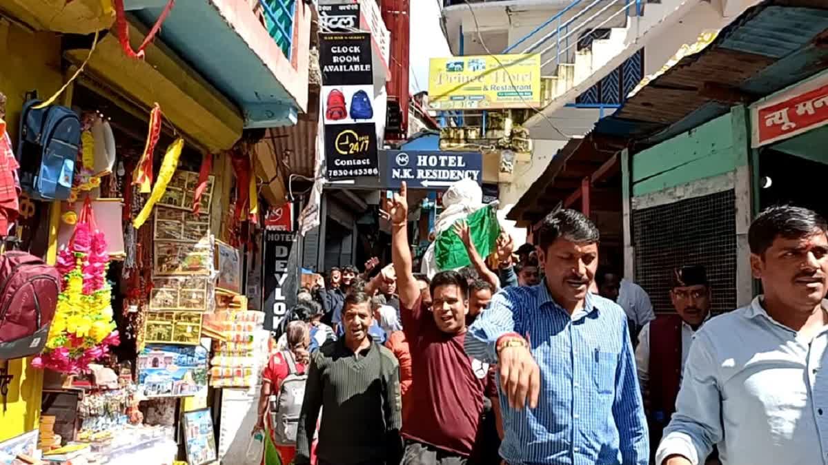 Traders Protest in Kedarghati