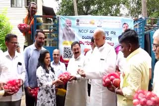 Delivery of Onion at low cost by National Cooperative Consumers Federation (NCCF)