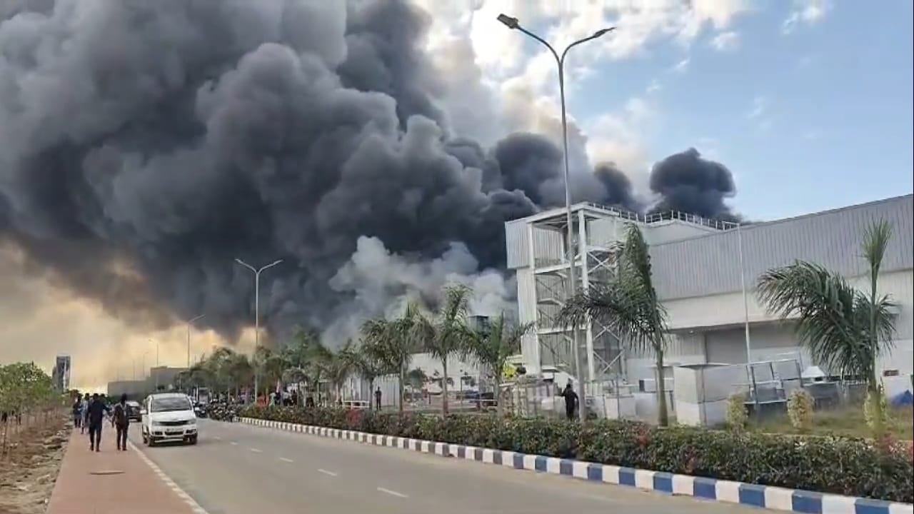 MANUFACTURING PLANT  FIRE ACCIDENT IN TAMILNADU  FIRE INCIDENT  TATA ELECTRONICS UNIT