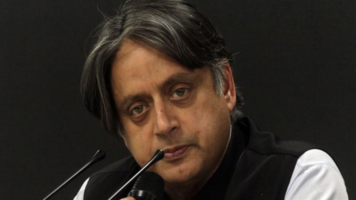 Muslim body removes Tharoor from Palestine solidarity  Hamas terror remark  MEM Removes Tharoor  Removes Tharoor From Palestine Solidarity Event  Shashi Tharoor Hamas terror remark  ഹമാസ് ഭീകരവാദ പരാമര്‍ശം  തരൂരിന്‍റെ ഹമാസ് ഭീകരവാദ പരാമര്‍ശം  എംഇഎം  മുസ്‌ലിം ലീഗ്  മുസ്‌ലിം ജമാഅത്ത് സംഘടന  പലസ്‌തീന്‍  Mahal Empowerment Mission  Shashi Tharoor  ശശി തരൂര്‍