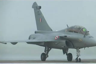 Etv BharatIndia gives 'Letter of Request' to France for buying 26 Rafale-M fighter jets for Navy