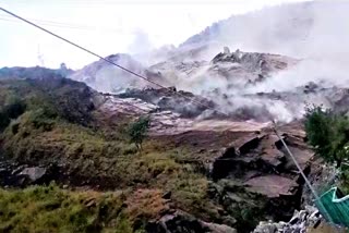 Landslide on NH-5 near Nathpa Jhula in Kinnaur