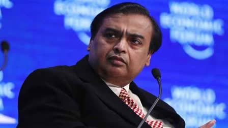 Mukesh Ambani Receives Death Threat  Ambani Receives Death Threat on Email  Registered FIR in Police station  ನಮ್ಮಲ್ಲಿ ಟಾಪ್​ ಶೂಟರ್  ಮುಖೇಶ್​ ಅಂಬಾನಿಗೆ ಮತ್ತೊಮ್ಮೆ ಬೆದರಿಕೆ  ಮುಖೇಶ್ ಅಂಬಾನಿಗೆ ಮತ್ತೊಮ್ಮೆ ಬೆದರಿಕೆ ಸಂದೇಶ  ರಿಲಯನ್ಸ್ ಇಂಡಸ್ಟ್ರೀಸ್ ಮುಖ್ಯಸ್ಥ  ಖ್ಯಾತ ಕೈಗಾರಿಕೋದ್ಯಮಿ ಮುಖೇಶ್ ಅಂಬಾನಿಗೆ  ಮುಖೇಶ್ ಅಂಬಾನಿ ಅವರ ಭದ್ರತಾ ಉಸ್ತುವಾರಿ ಪೊಲೀಸರಿಗೆ ದೂರು  ಬೆದರಿಕೆ ಮೇಲ್ ಬಂದಿರುವುದು ಪತ್ತೆ