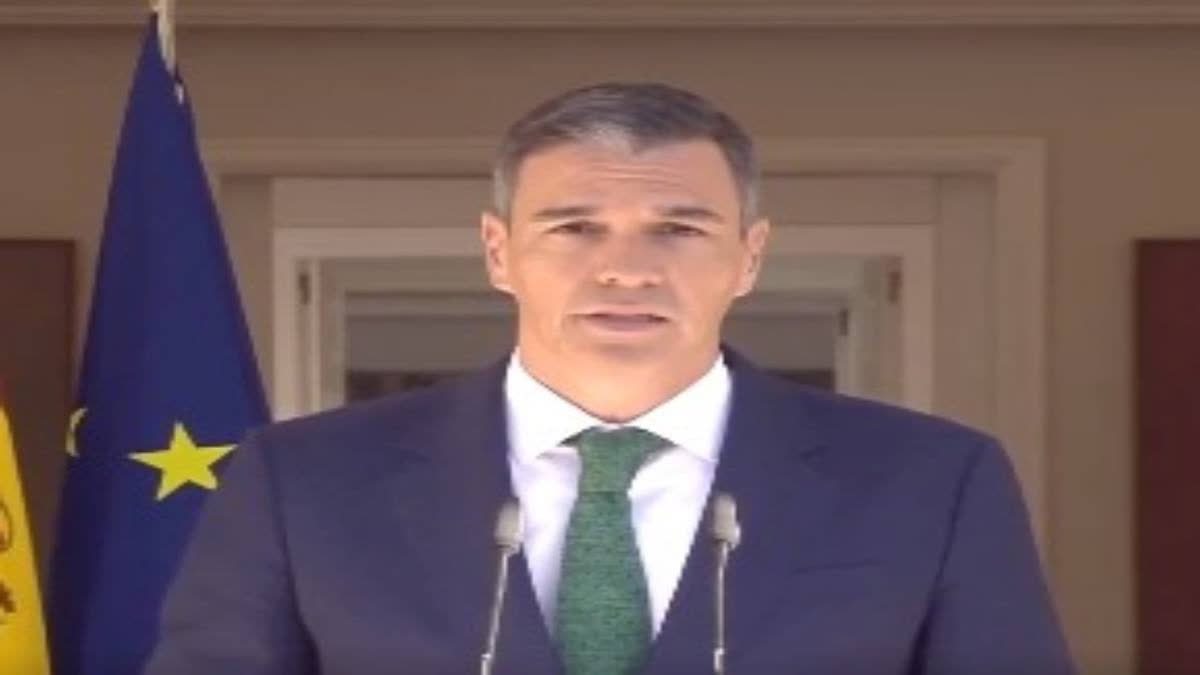 Spanish President Pedro Sanchez arrives in Vadorara to meet PM Modi today