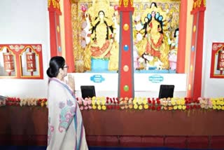 MAMATA BANERJEE KALI PUJA