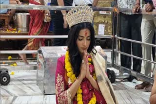 Nikita Porwal prays inside the temple