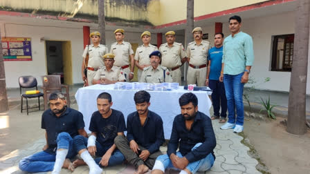 Police Seized 8 illegal pistol