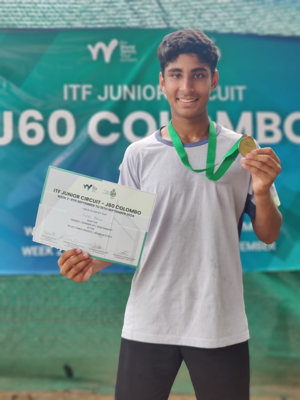 Tavish Pahwa post winning the Singles title at  Junior ITF in Colombo