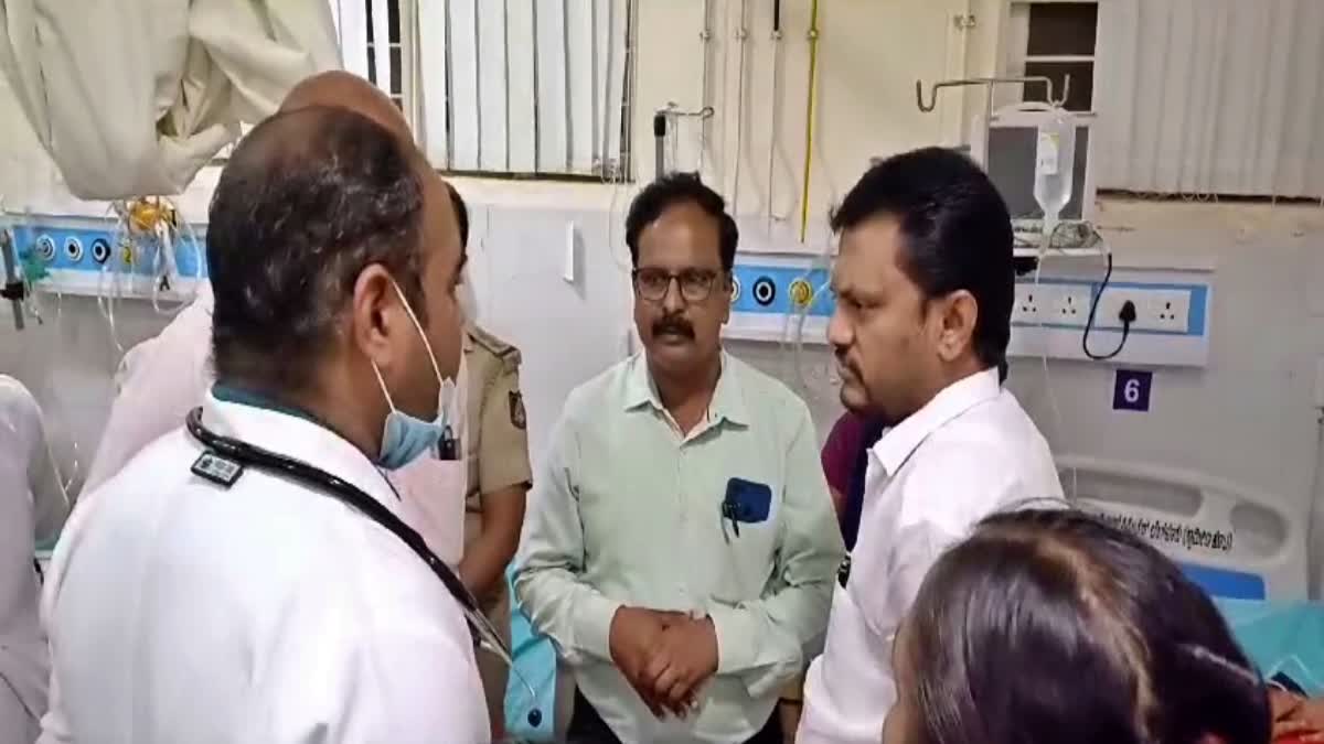 Channagiri MLA Basavaraja visited hospital