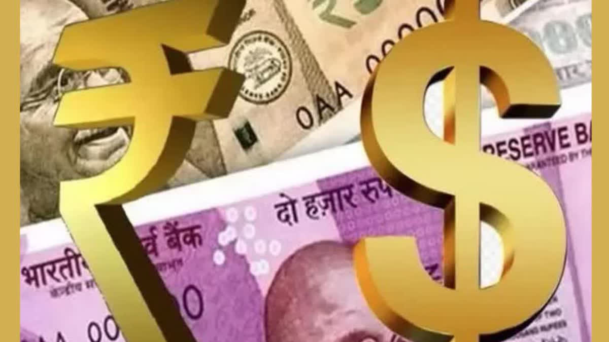 Rupee strengthened against the US dollar, lower crude oil prices supported the Indian currency