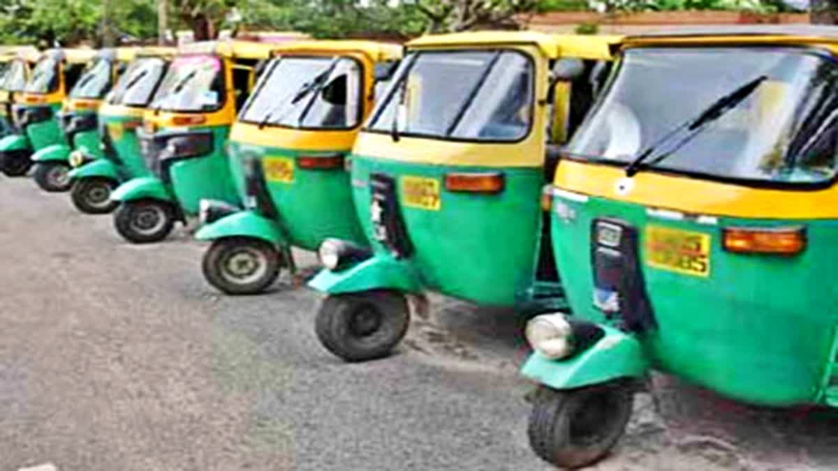 Autos In Visakhapatnam And Vijayawada Cities