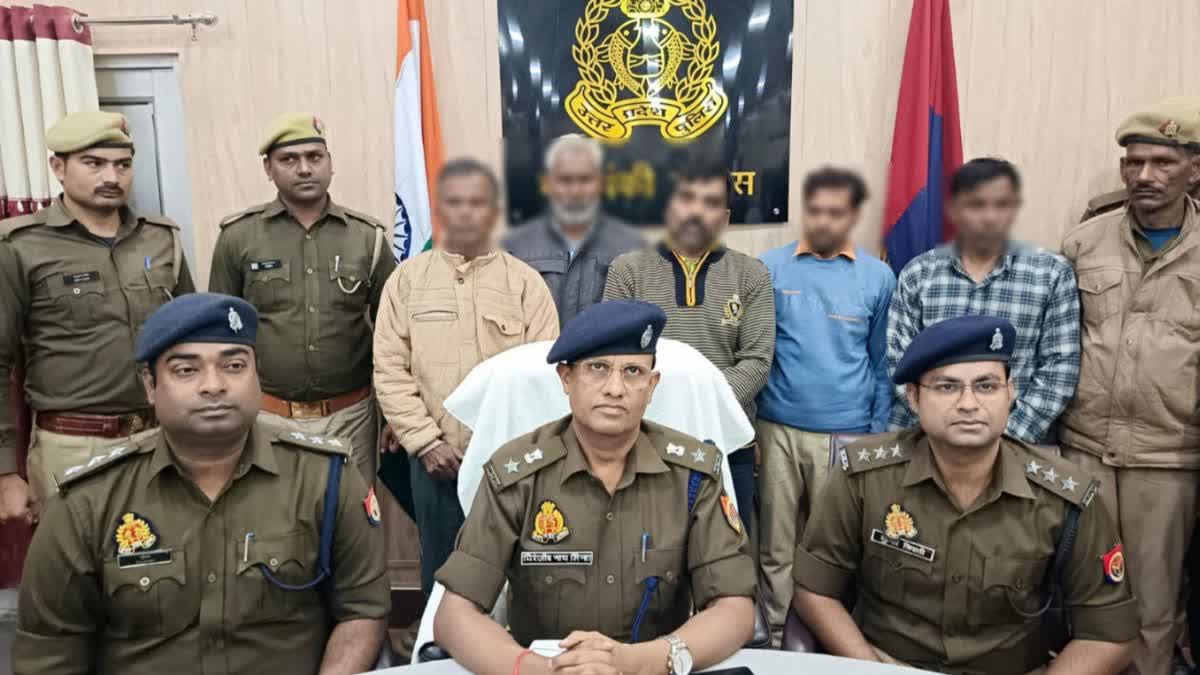 बाराबंकी पुलिस ने पांच शातिरों को किया गिरफ्तार.