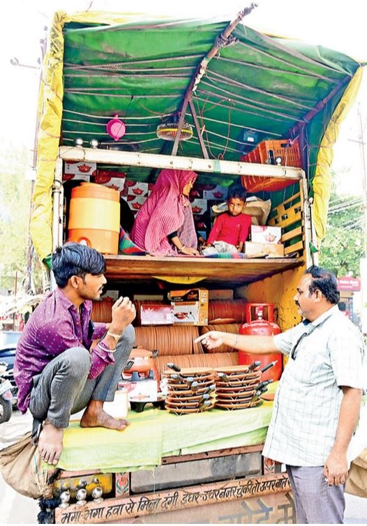 TWO FLOORS IN TRANSPORT VEHICLE