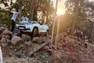 four killed in fatal car accident in Dadra nagar haveli