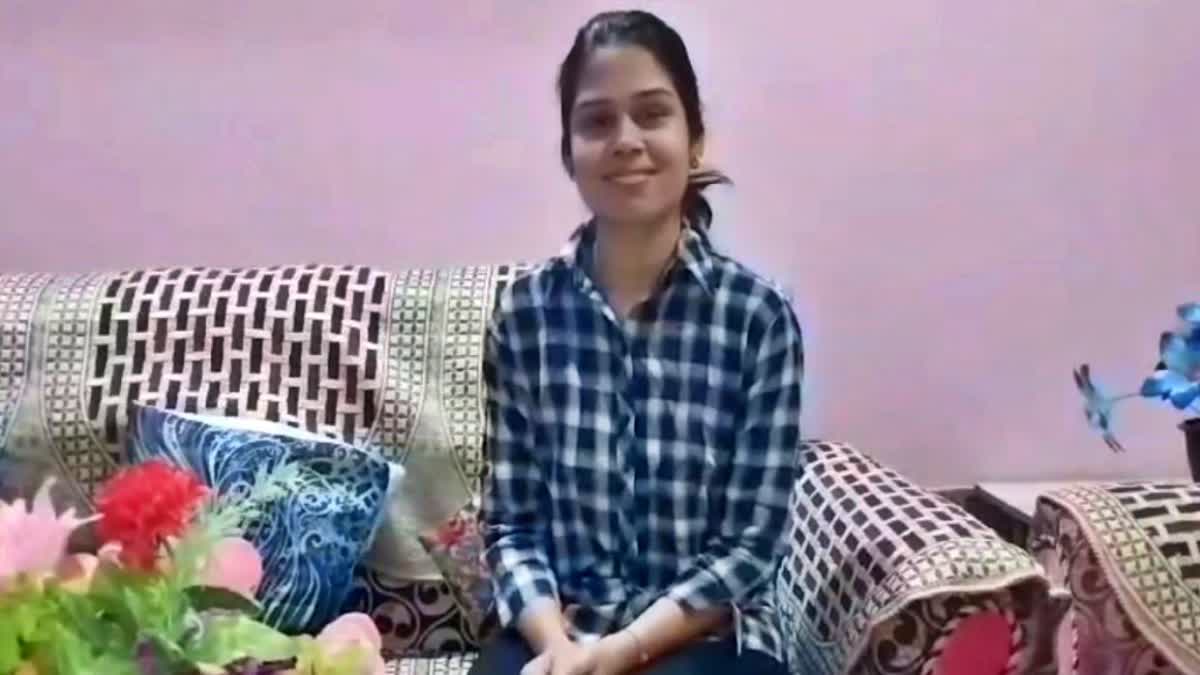 dhenkanal girl clears OJS exam