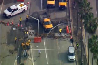 Pro-Palestinian protests in New York, Los Angeles, protesters block the roads leading to the airport