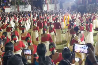 തിരുവാതിര ആഘോഷം  കൊല്ലം മെഗാ തിരുവാതിര  kollam mega thiruvathira  thiruvathira festival
