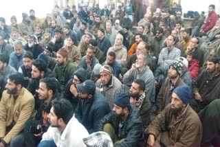 congress-foundation-day-celebrated-in-verinag-anantnag