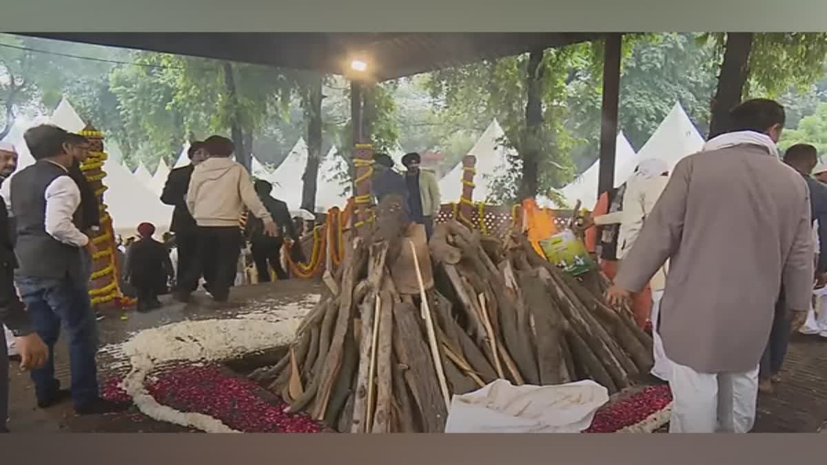 Manmohan Singh funeral live updates former pm last rites Nigambodh Ghat in Delhi