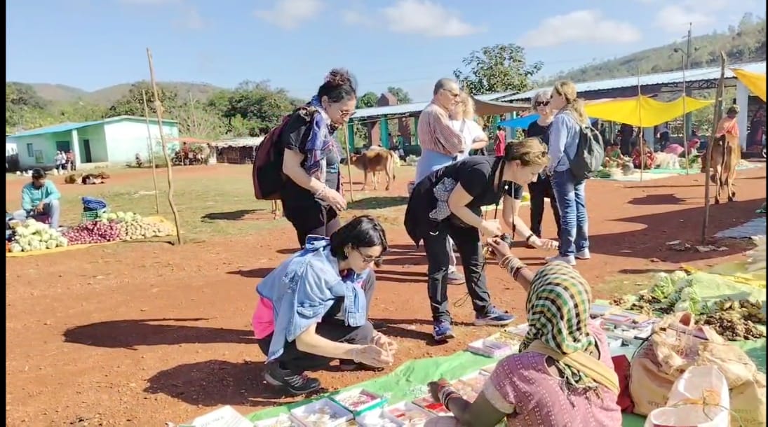 aKoraput's Bonda Tribes Display Culture At Onakadeli Market