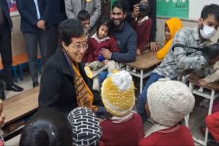 CM ATISHI MET WITH SCHOOL STUDENTS