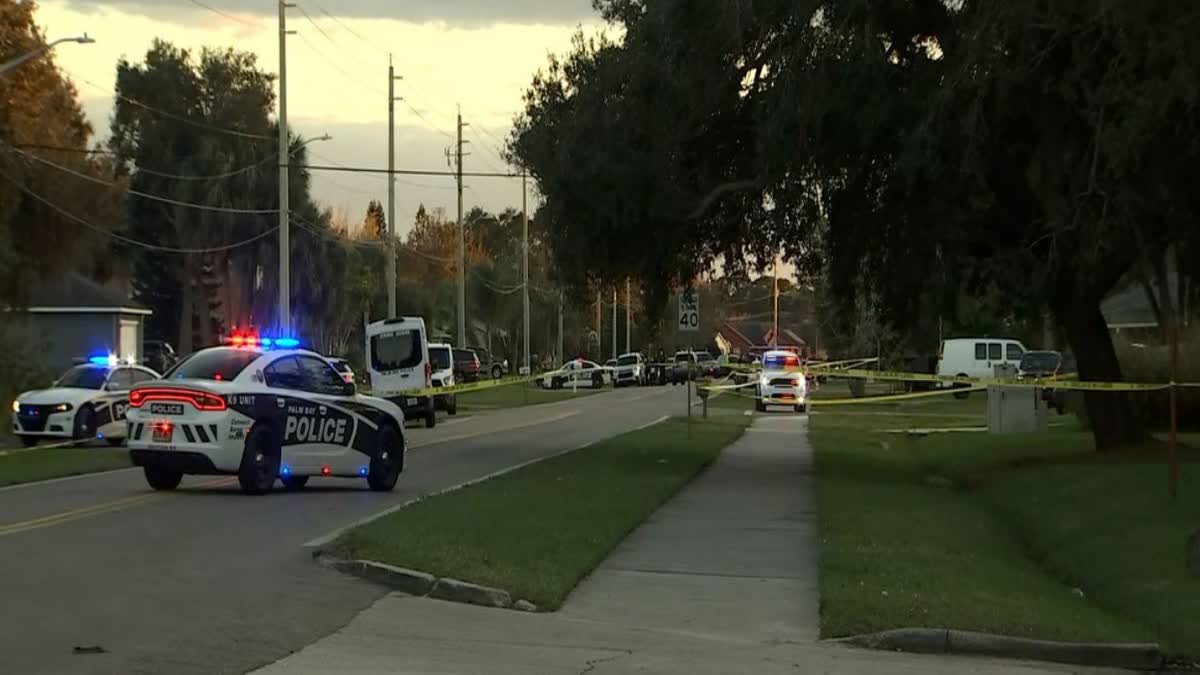 US: 2 killed, 2 police officers injured in Florida shootout