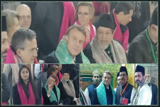 French President Emmanuel Macron arrived at Nizamuddin Auliya Dargah