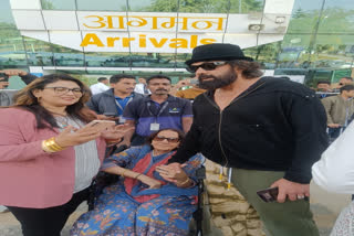 Family members of Dharmendra have arrived in Udaipur for wedding of his granddaughter Nikita Choudhary (Source ETV Bharat)