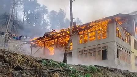 1 residential houses gutted fire in boniyar area of Baramulla district