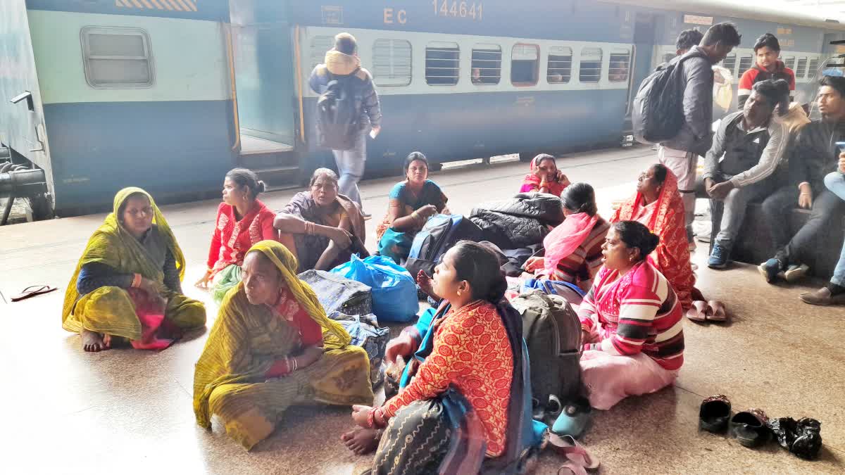 Mahakumbh Train Cancelled