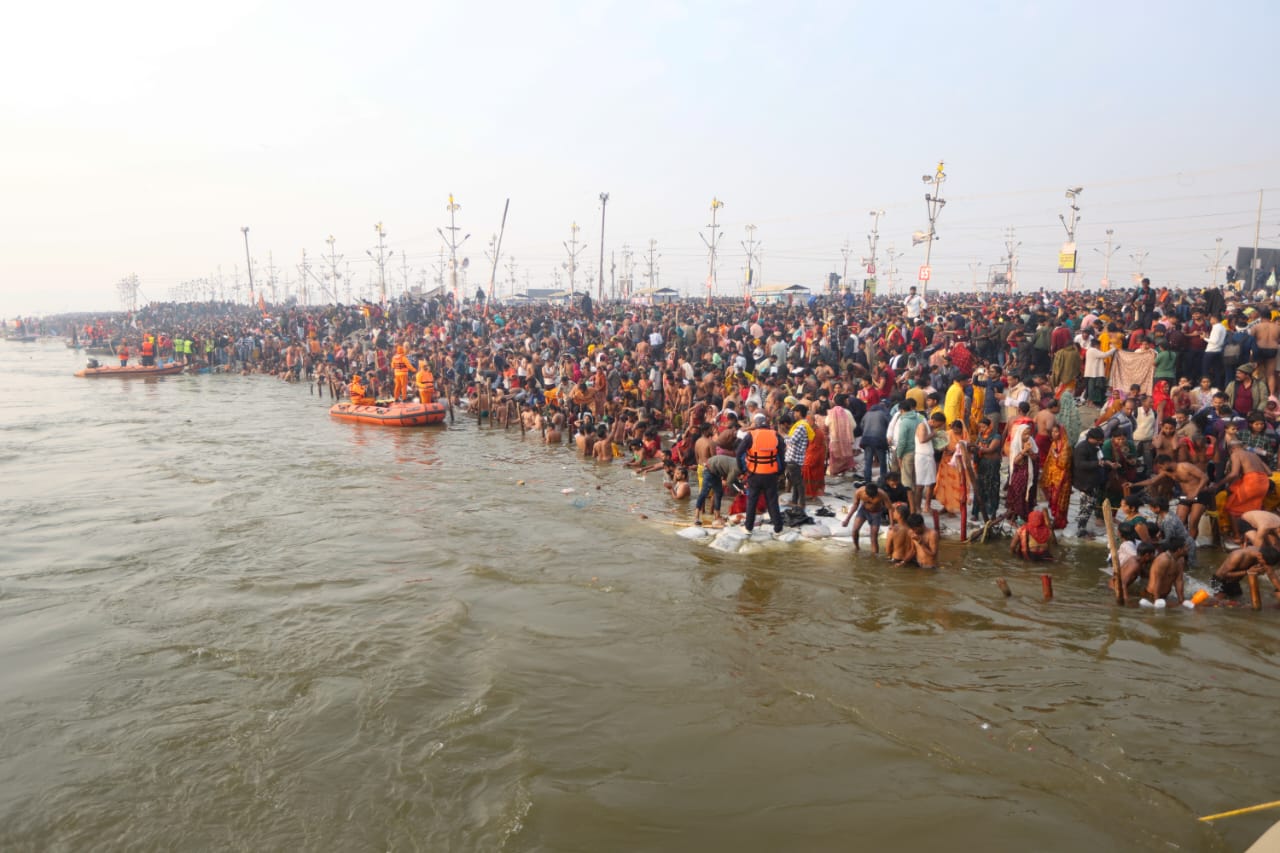 https://etvbharatimages.akamaized.net/etvbharat/prod-images/29-01-2025/23424851_kumbh-1.jpg