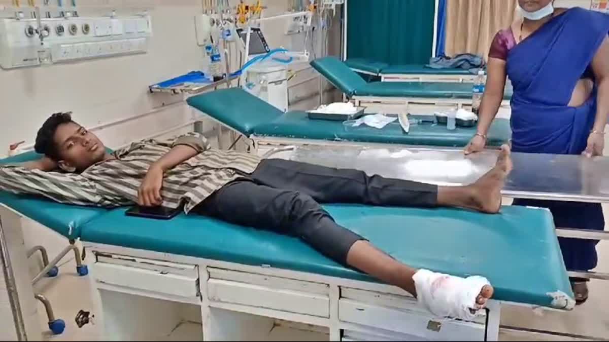 Yash fan injured in Ballari