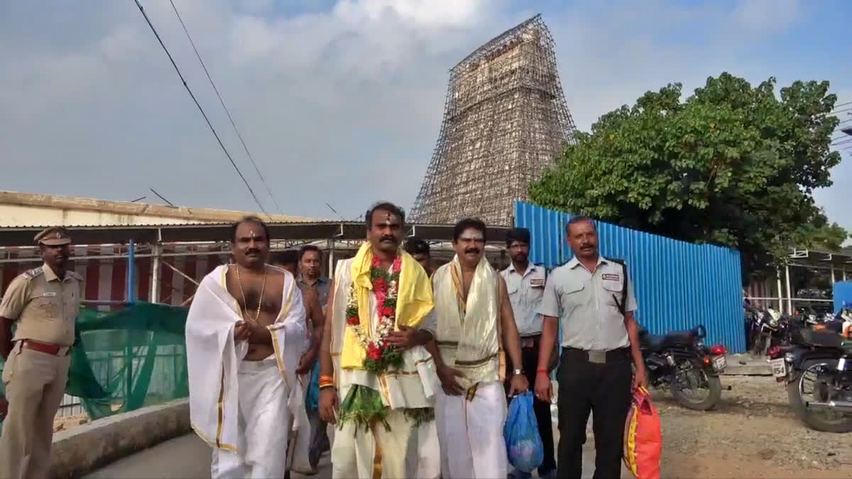 Minister L Murugan