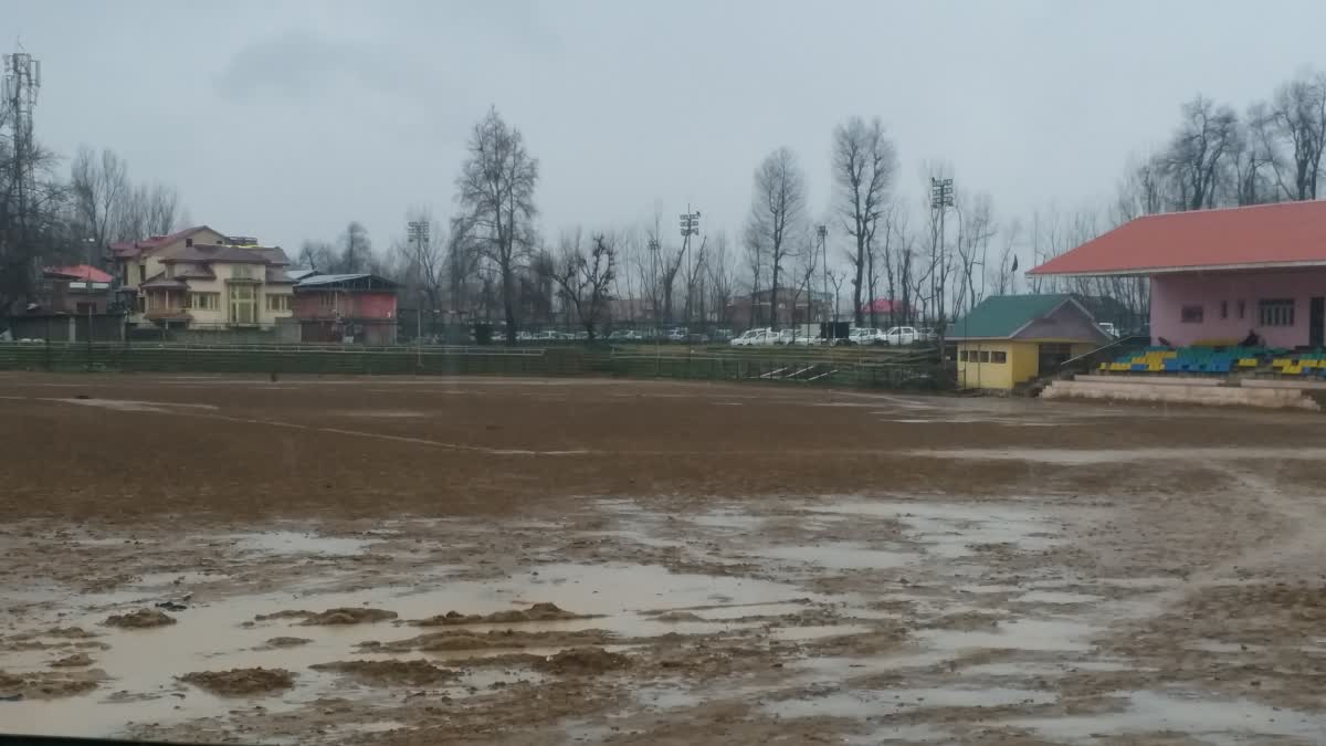 Etv Bharatanantnag-sports-stadium-in-shambles-condition