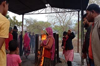 9 Daughters Perform Father's Last Rites in MP's Sagar