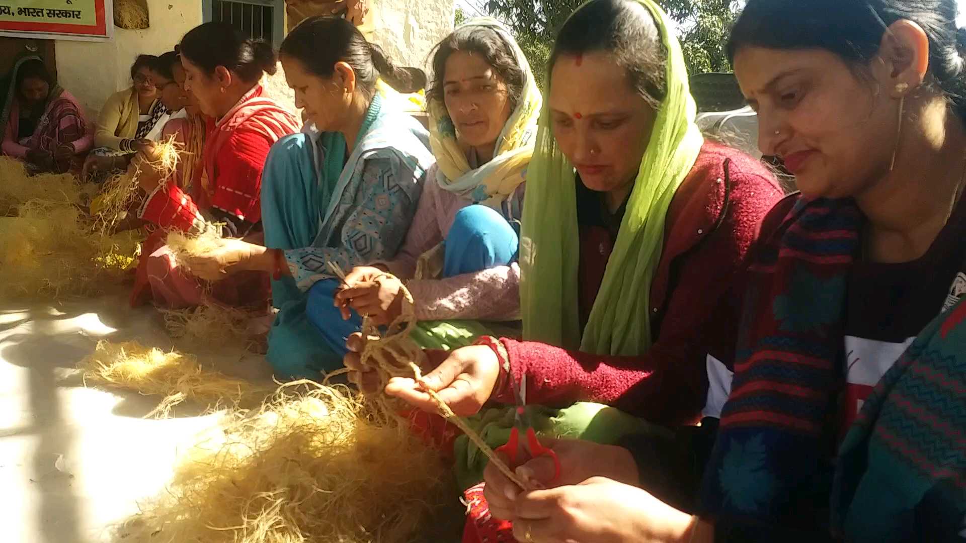 Jewellery Making Training From Fibres