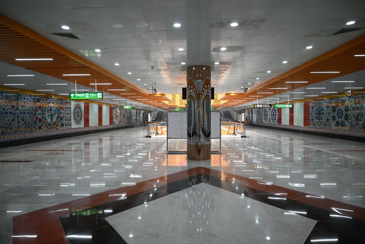Agra Metro
