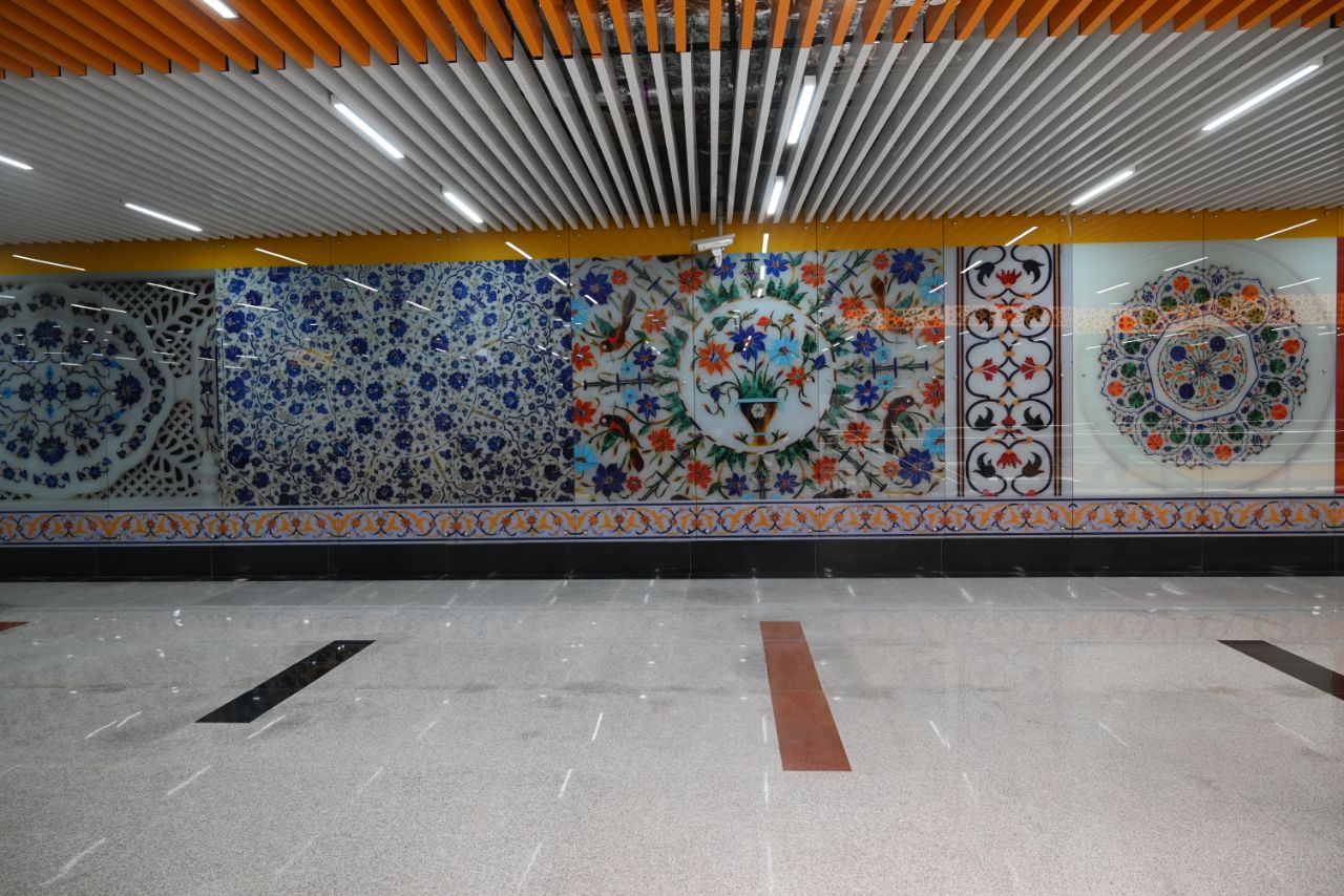 Agra Metro