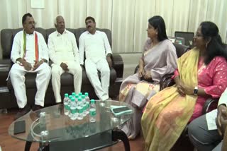 Congress Leaders Meets MLA Kadiyam Srihari