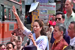 KANGANA RANAUT ROAD SHOW