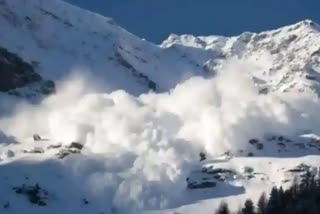 avalanche-warning-issued-for-kashmir-division-amidst-widespread-rains