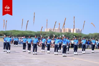 वायु सेना की एयर वॉरियर ड्रिल टीम.