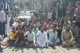 رام بن میں ٹریفک نظام کے خلاف عوام کا احتجاج