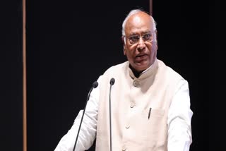 Mallikarjun Kharge  ATM Withdrawal Charges  മല്ലികാർജുൻ ഖാർഗെ  LATEST NEWS IN MALAYALAM