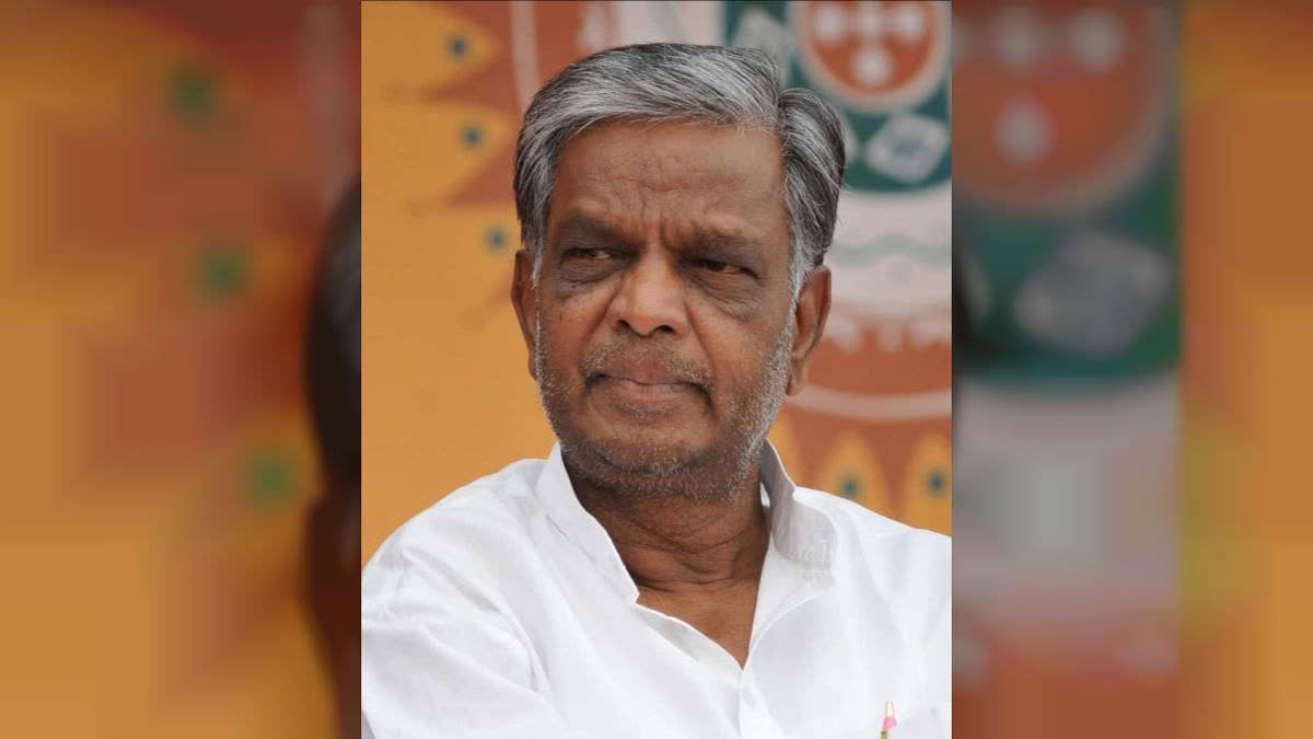 V Sreenivasa Prasad, a veteran politician from Karnataka, passed away at the age of 76. He served as a six-time MP from Chamarajanagar and a two-time MLA from Nanjangud. He served as the Union Minister of State for Consumer Affairs Food and Public Distribution in the Atal Bihari Vajpayee government. His demise marks the end of a significant chapter in Karnataka's political landscape