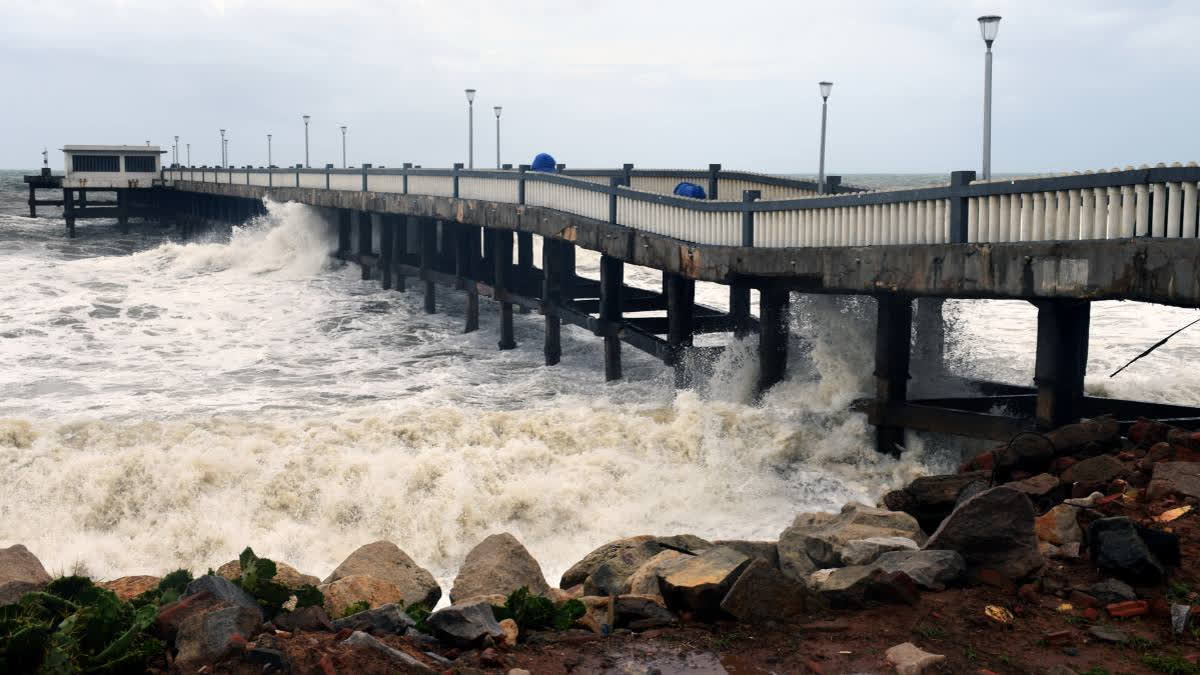 Coastal areas of Kerala and southern Tamil Nadu are facing the "kallakkadal phenomenon," causing rough seas and dangerous waves until Monday night. INCOIS issues alerts urging fishermen and residents to stay away from danger zones and safely secure fishing vessels.