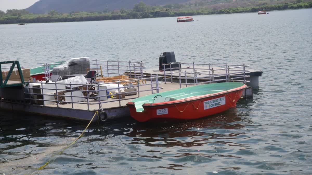 Electric Boats in Udaipur