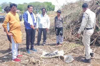 currency notes found During pond excavation