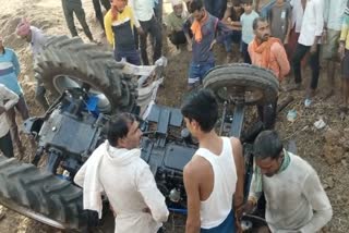SHIVPURI 2 DIED IN TRACTOR ACCIDENT